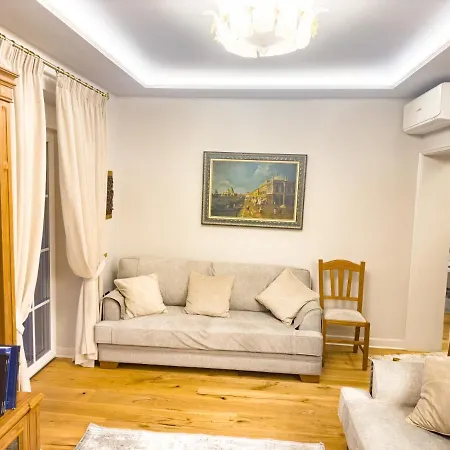 Fleeville Apartment Tirana Exterior photo